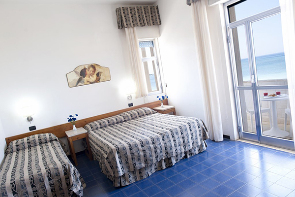 Porto Cesareo - Hotel Blu - Camera vista mare